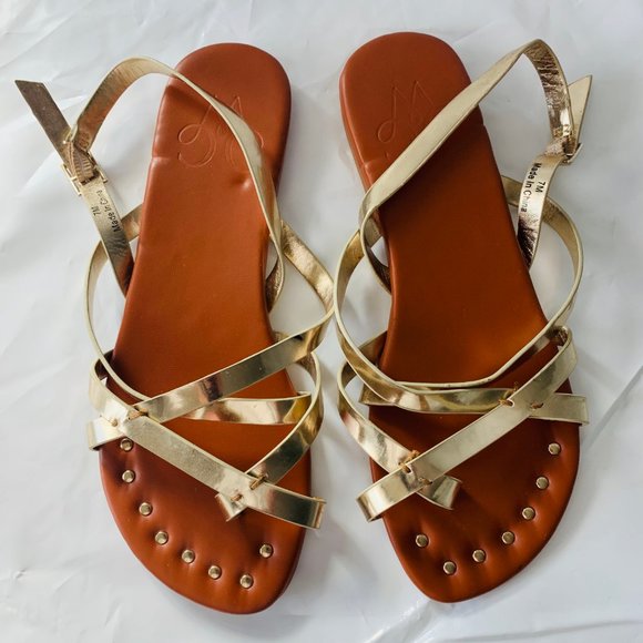 CWC Gold Strap Gold Stud Ankle Strap Flat Sandals - Picture 6 of 8